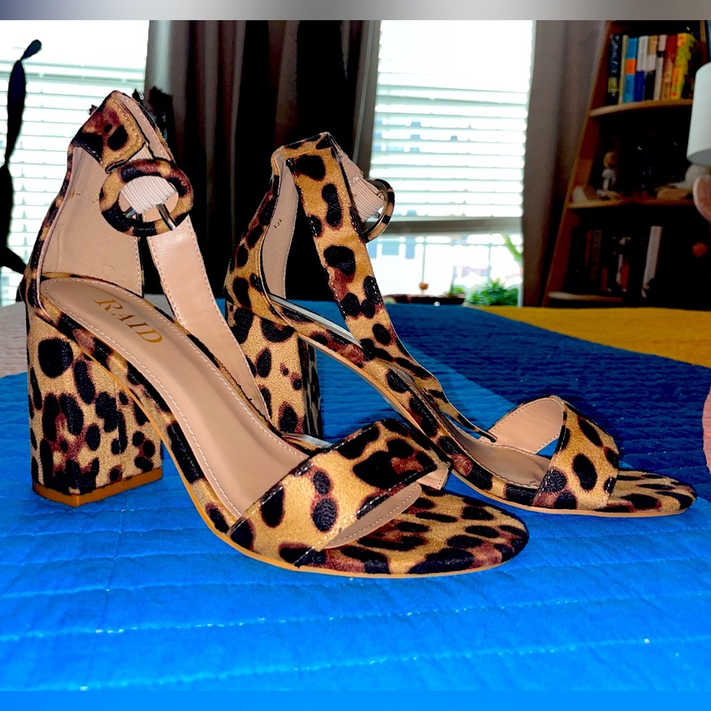 Raid leopard heels